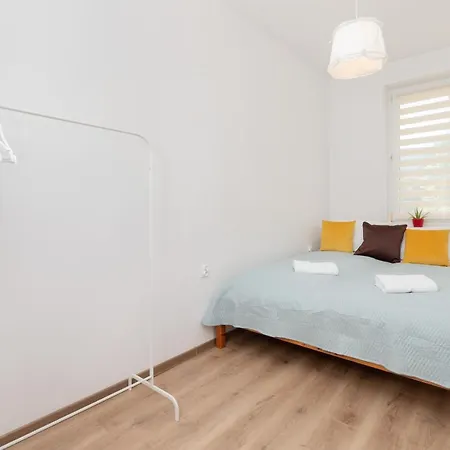 Centrum Abrahama 15 Minut Pieszo Od Plazy Miejskiej By Renters Gdynia