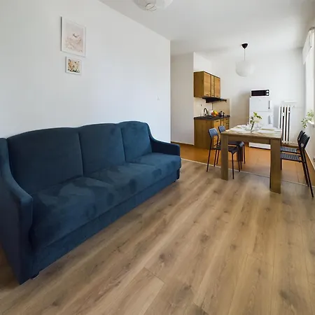 Centrum Abrahama 15 Minut Pieszo Od Plazy Miejskiej By Renters Apartment